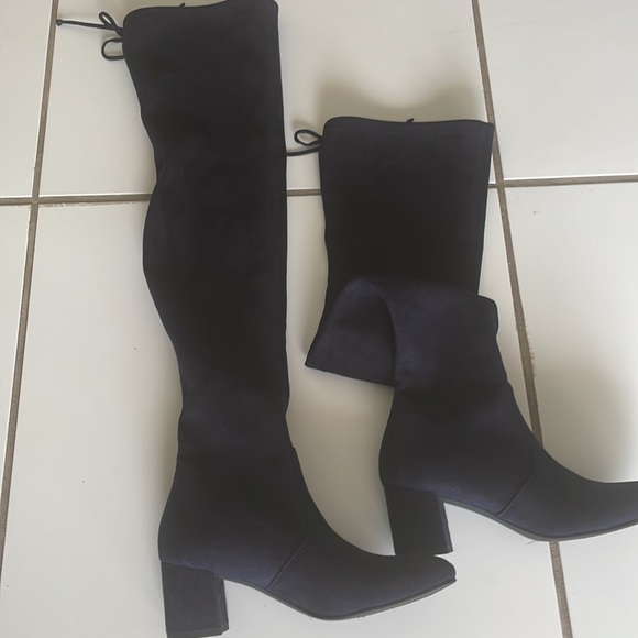 In perfect condition (worn once) - Picture 2 of 4